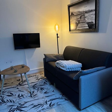 Appartement Cosy Face A La Basilique Saint Remi แร็งส์ ภายนอก รูปภาพ